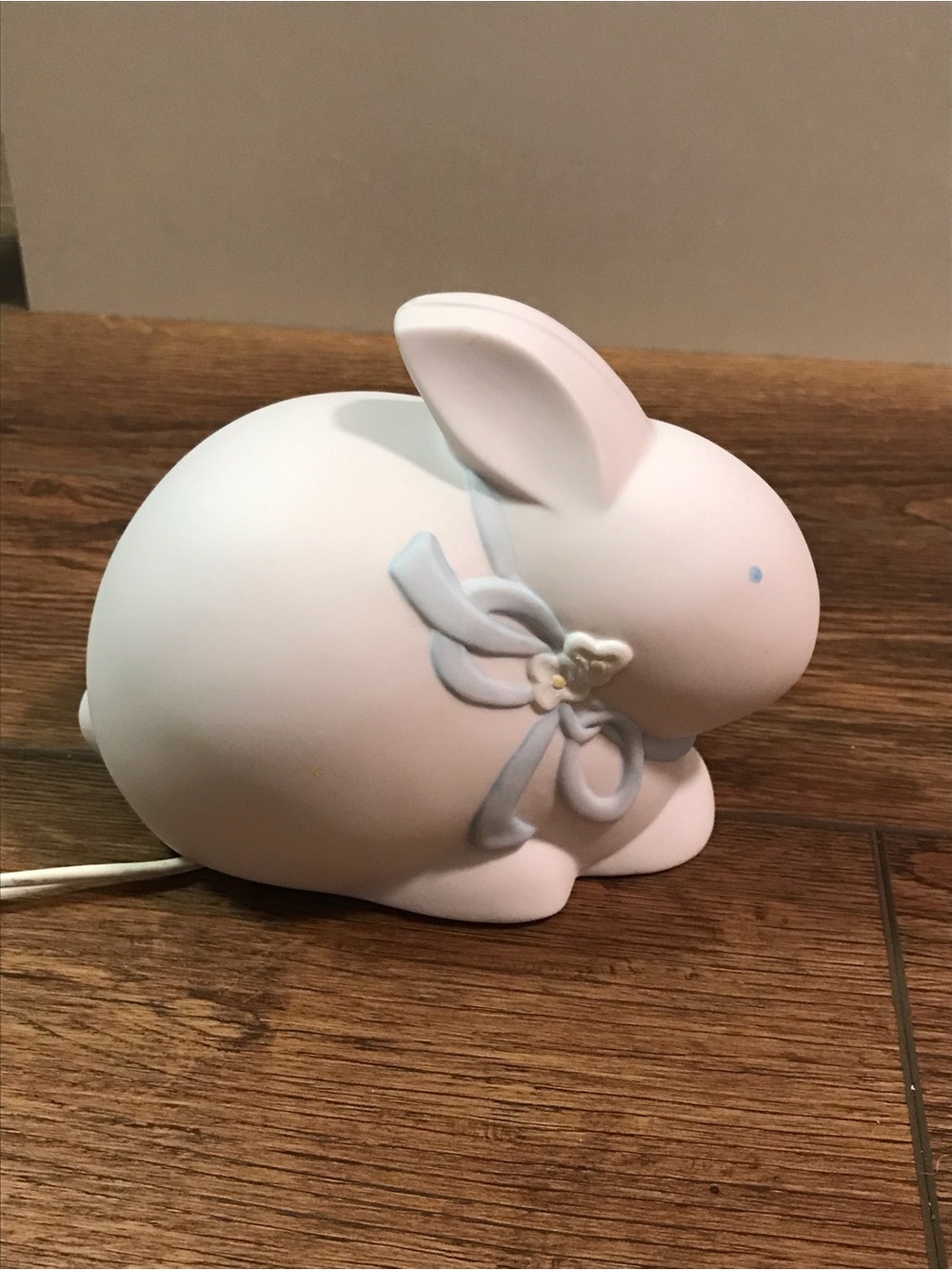 Hallmark Vintage White Bunny Rabbit Night Light Lamp